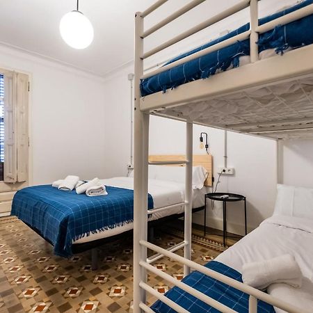 B42 - Modernist Apartment For Large Groups In Eixample Barcelona Eksteriør billede
